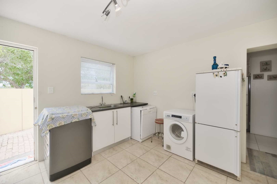 4 Bedroom Property for Sale in Pearly Beach Western Cape